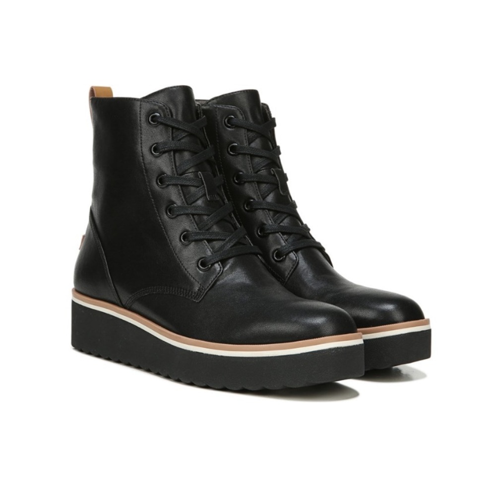 Dr. Scholl’s Local Platform Boot // Black and Tan // Size 8